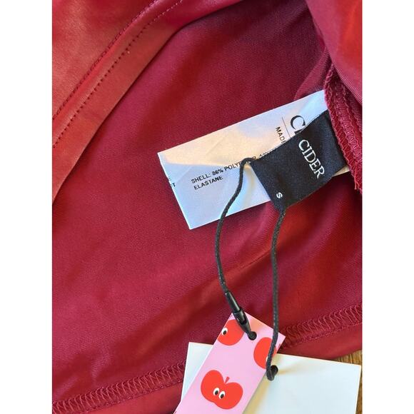 Cider Womens Wine Red Satin Cropped Top Size Small | Square Neck Ruched Tank NWT - Picture 11 of 12